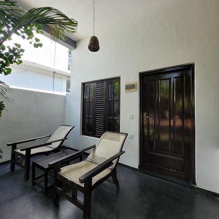 Agra Arugambay Hostel Vịnh Arugam Ngoại thất bức ảnh