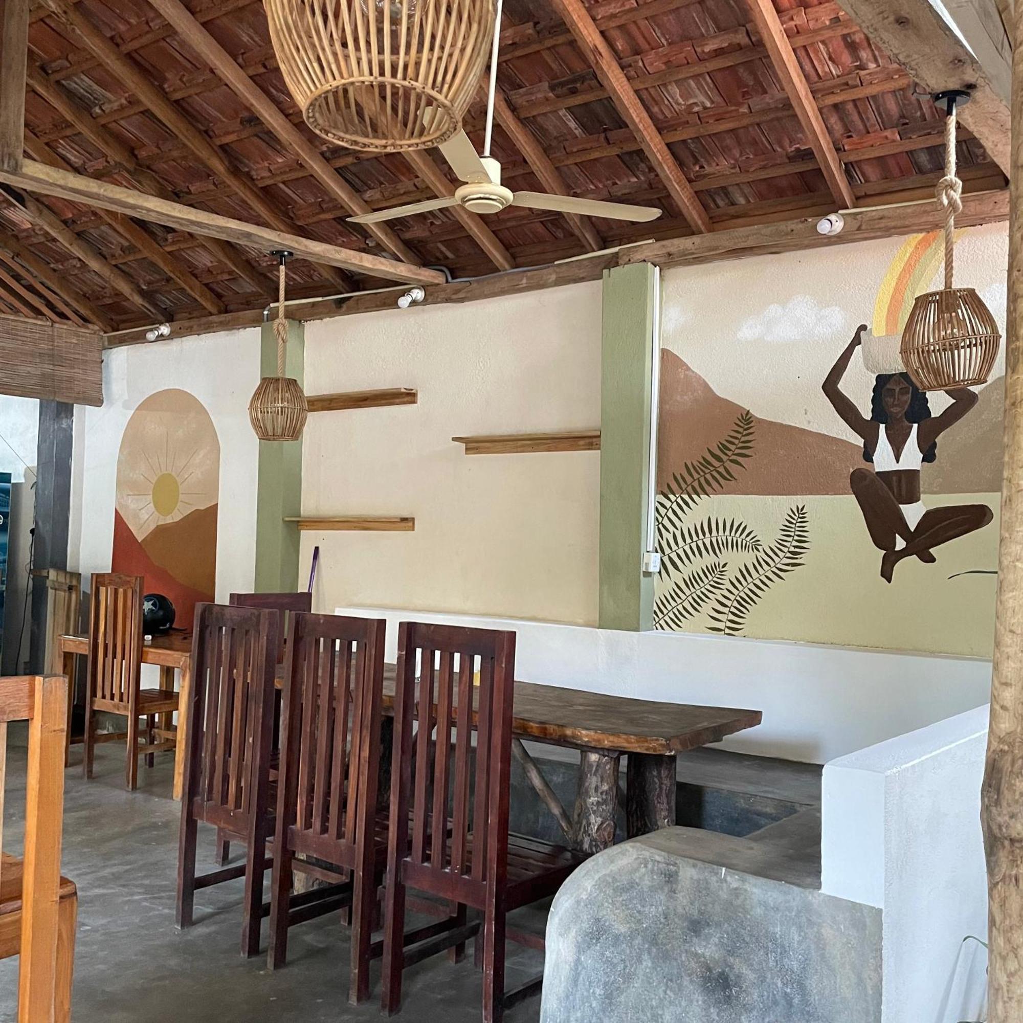 Agra Arugambay Hostel Vịnh Arugam Ngoại thất bức ảnh
