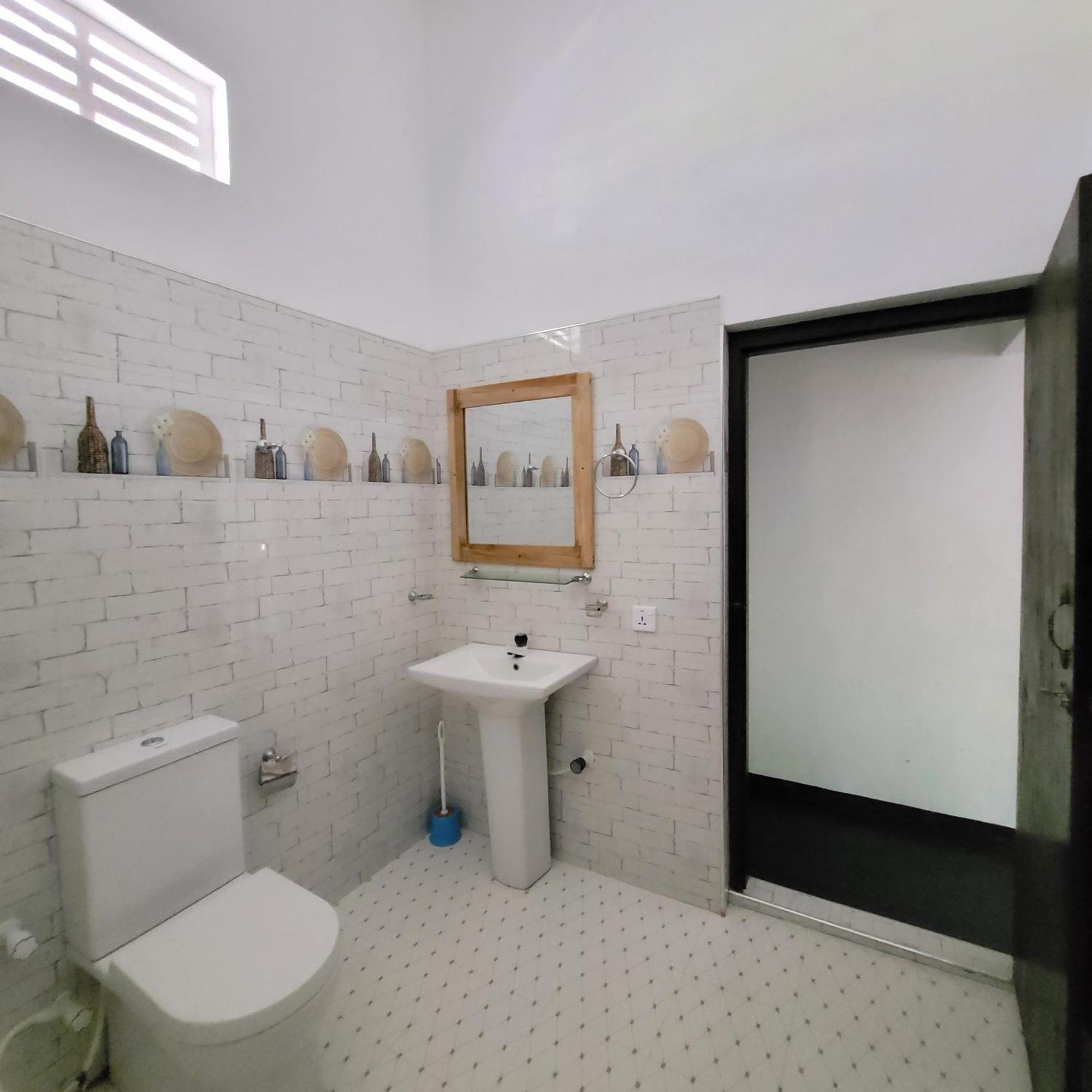 Agra Arugambay Hostel Vịnh Arugam Ngoại thất bức ảnh