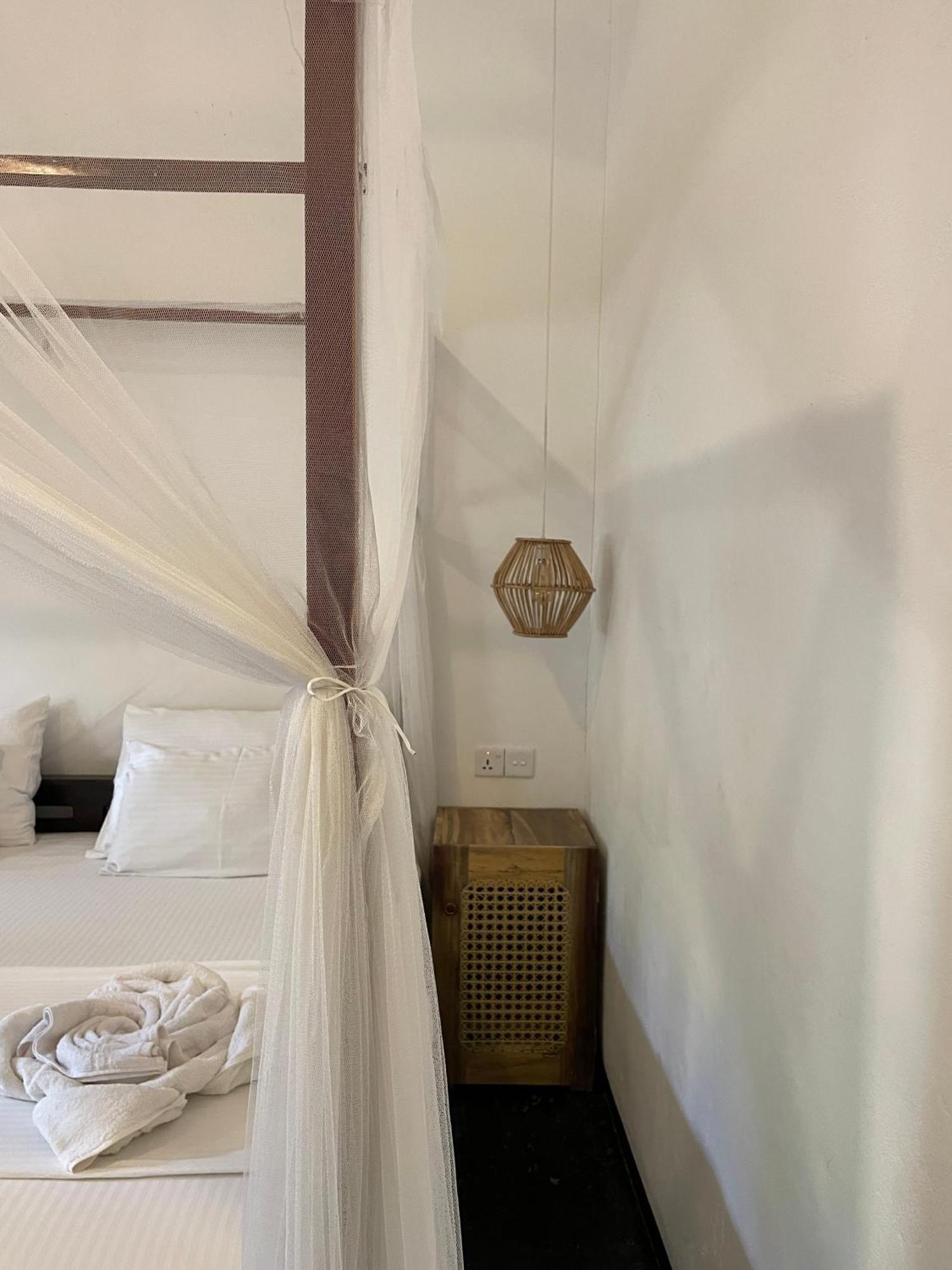 Agra Arugambay Hostel Vịnh Arugam Ngoại thất bức ảnh