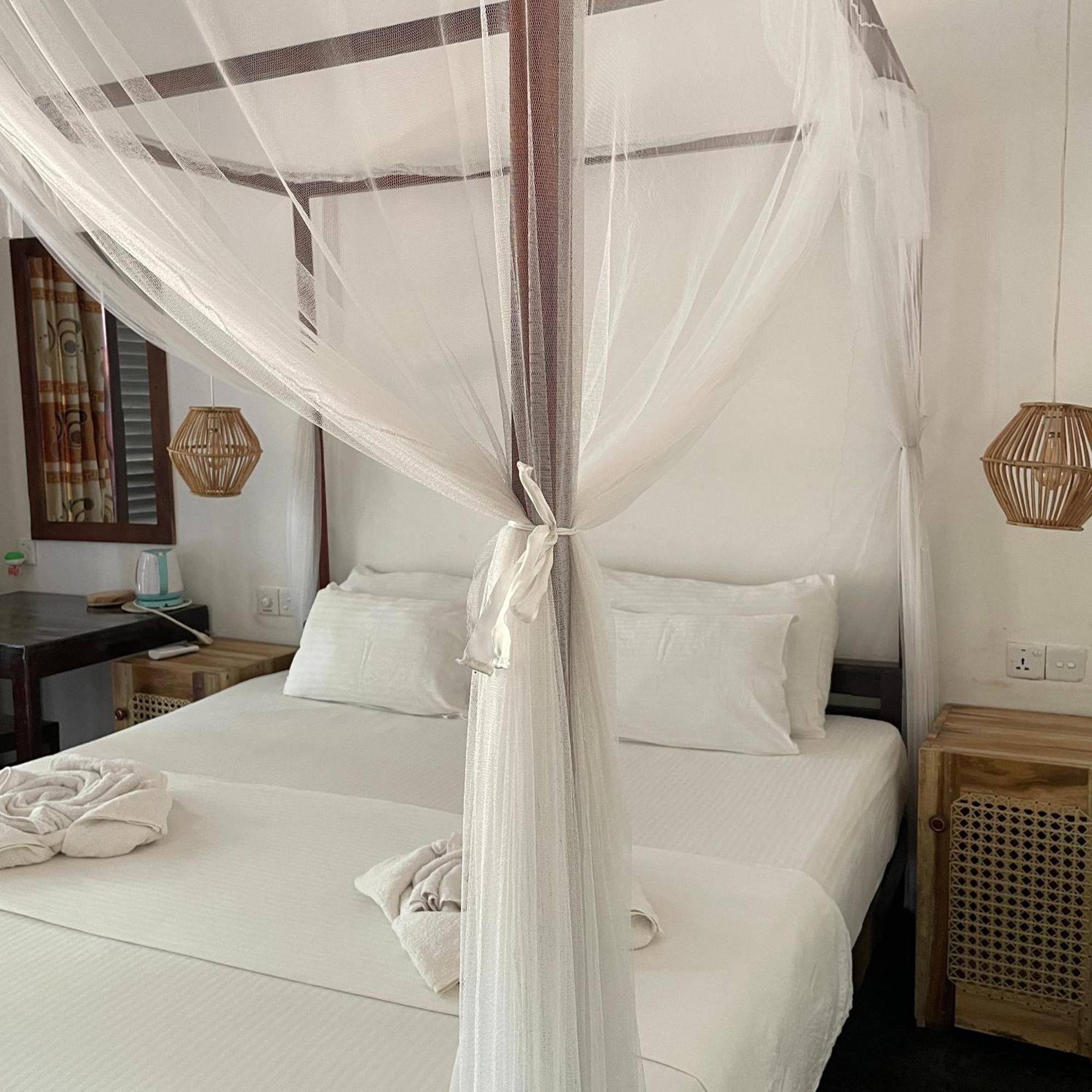 Agra Arugambay Hostel Vịnh Arugam Ngoại thất bức ảnh