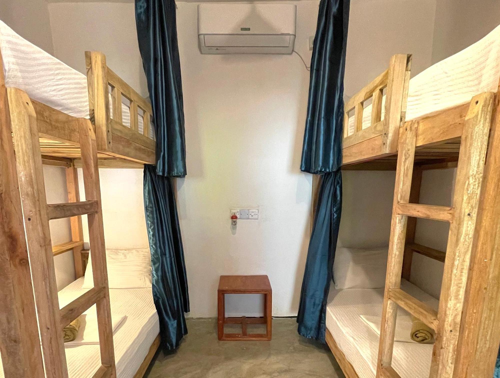 Agra Arugambay Hostel Vịnh Arugam Ngoại thất bức ảnh