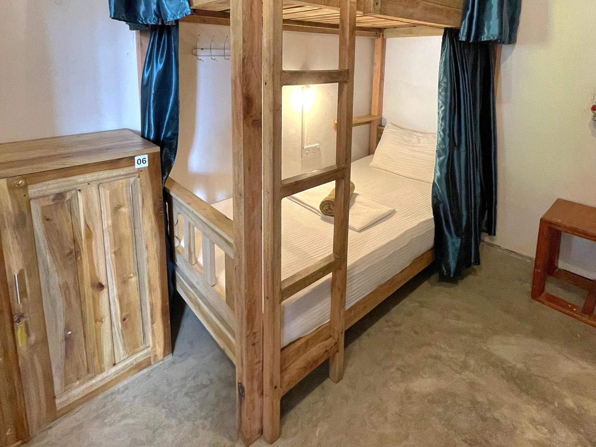 Agra Arugambay Hostel Vịnh Arugam Ngoại thất bức ảnh